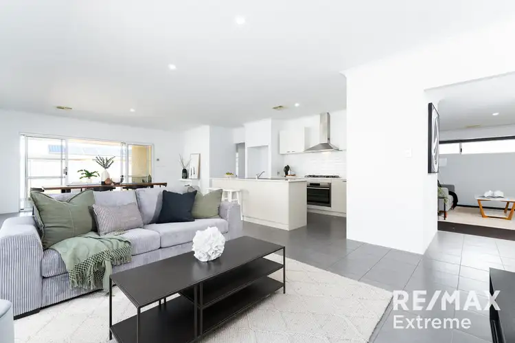 Sixth view of Homely house listing, 8 Scrubwren Circuit, Alkimos WA 6038