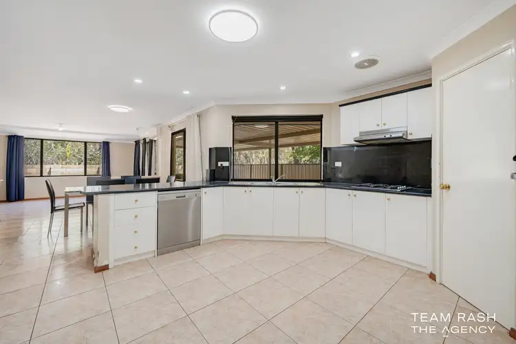 28 Dunn Close, Seville Grove WA 6112