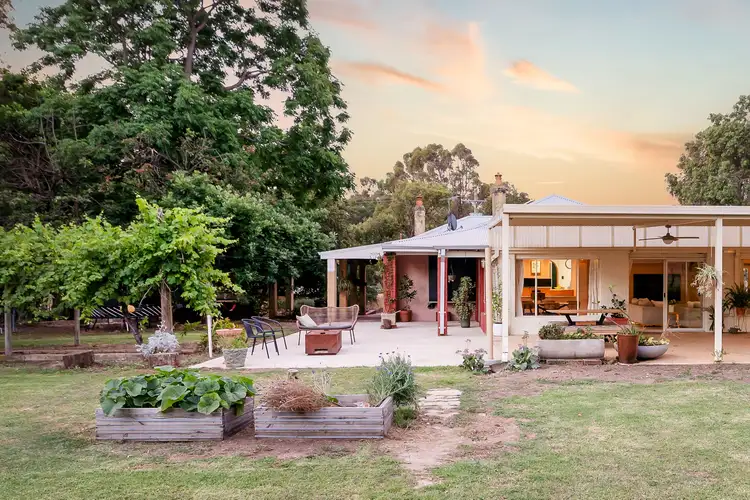 70 Beryl Avenue, Millendon WA 6056