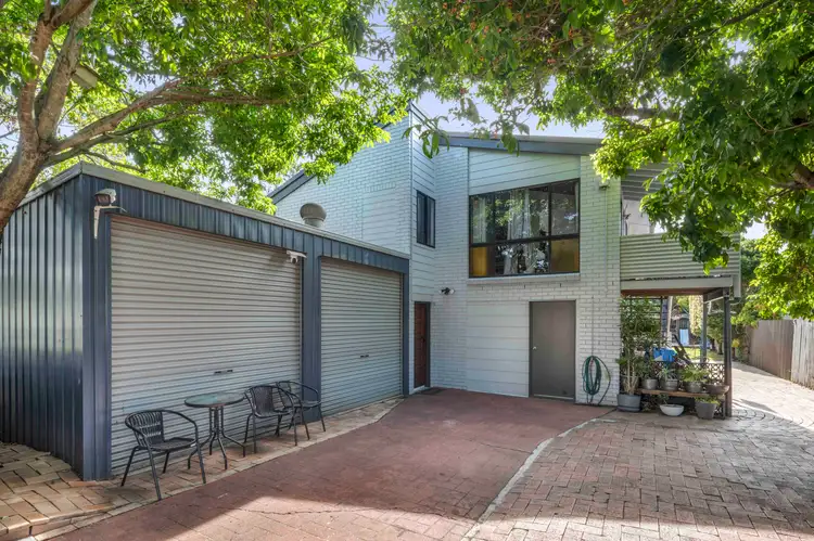 39 Melinda Court, Kallangur QLD 4503