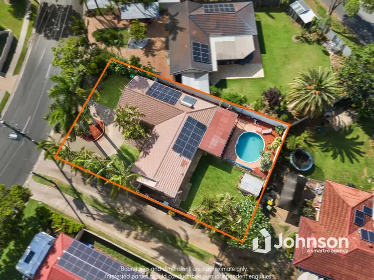 15 Federation Drive, Hillcrest QLD 4118