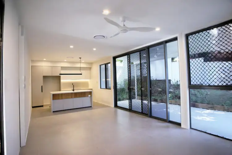 11/21 Jenkinson Street, Indooroopilly QLD 4068