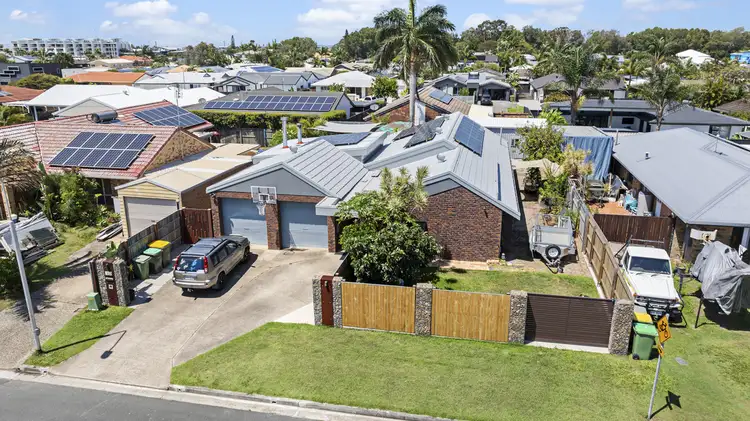 12 Murrindi Street