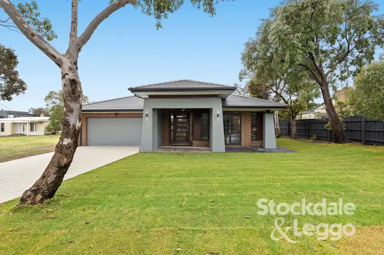 11 Government Road, Rye VIC 3941
