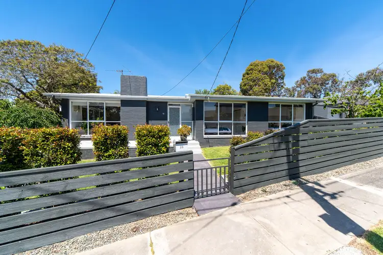 18 Gowrie Avenue, Frankston South VIC 3199