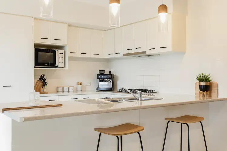 Sixth view of Homely house listing, 2 Bellthorpe Circuit, Kallangur QLD 4503