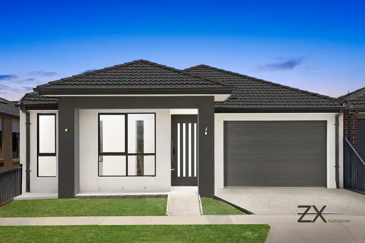 67 Molesworth Crescent