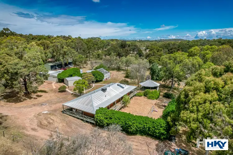 50 Greenside Lane