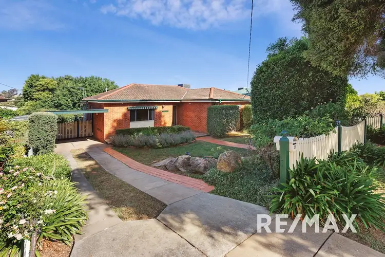 39 Grove Street, Kooringal NSW 2650