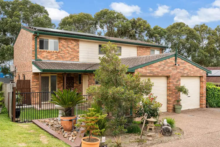 Second view of Homely house listing, 2/8 lonsdale Close, Lake Haven NSW 2263