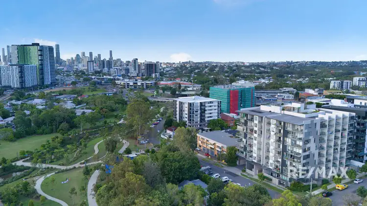 502/54 Lincoln Street, Stones Corner QLD 4120