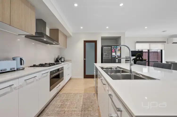 Fifth view of Homely house listing, 5 Parrot Drive, Weir Views VIC 3338