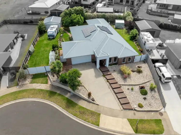11 Luke Court, Lakes Entrance VIC 3909