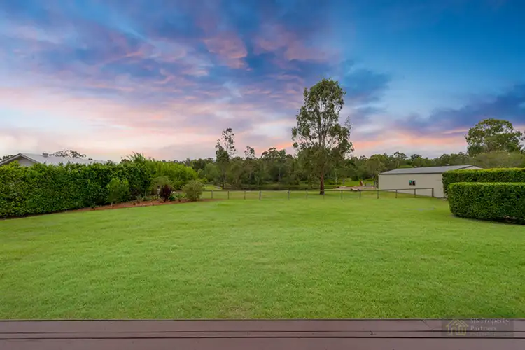 13 - 15 Lochview Court, Tamborine QLD 4270