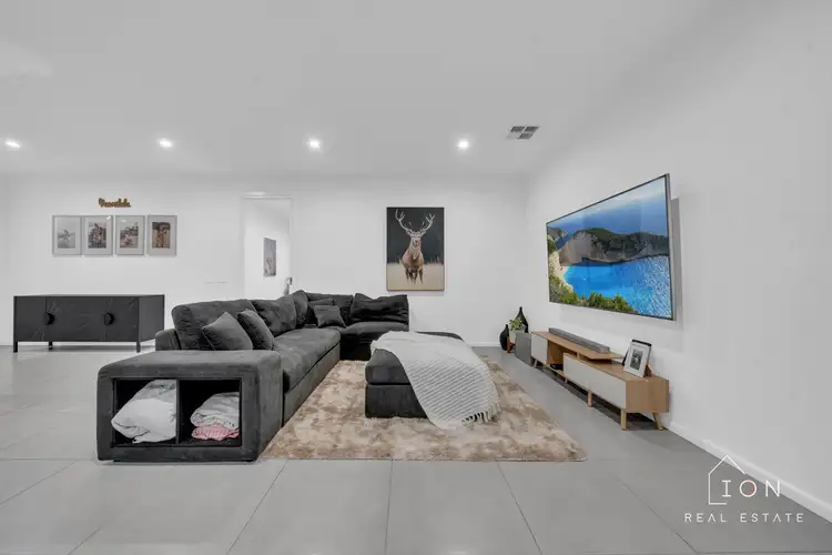 Sixth view of Homely house listing, 26 Hollybush Avenue, Clyde VIC 3978