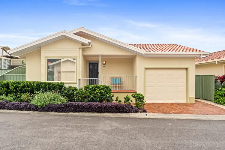 312/61 Karalta Road, Erina NSW 2250
