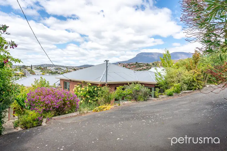 27 Walker Street, Rosetta TAS 7010