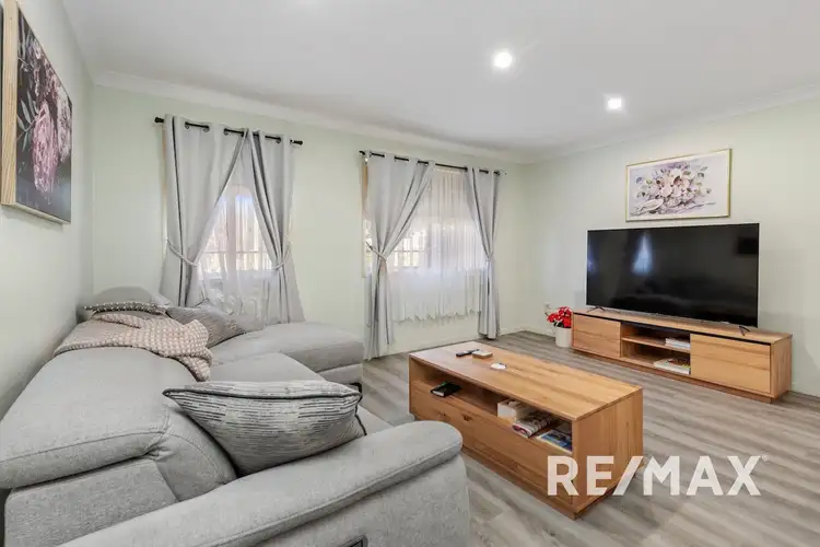 Fifth view of Homely house listing, 39 Girraween Mews, Glenfield Park NSW 2650