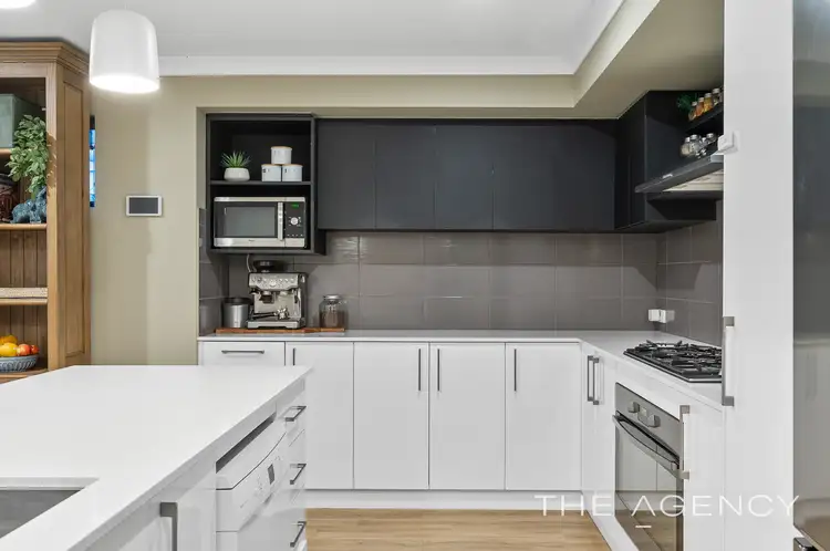 Sixth view of Homely house listing, 16 Halite Way, Treeby WA 6164