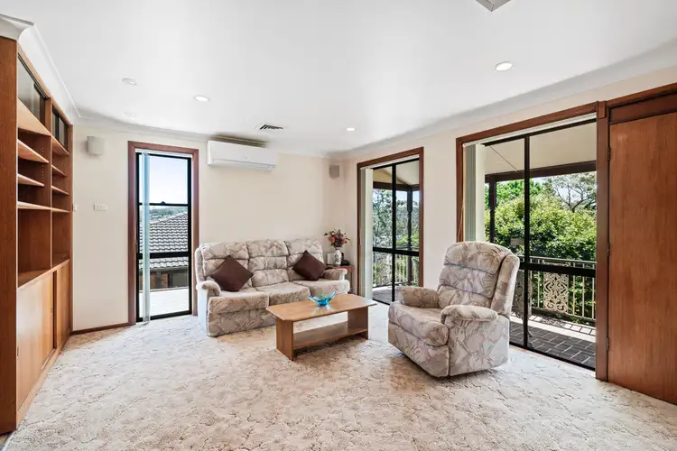 Second view of Homely house listing, 10 Kimpton Place, Wyoming NSW 2250