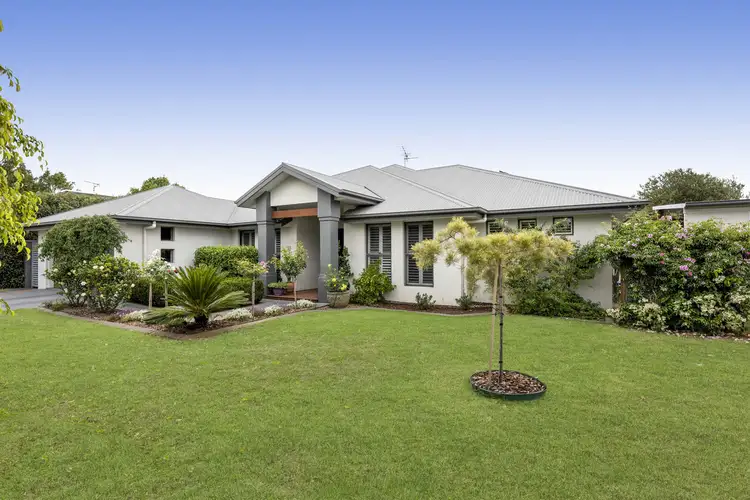 15 Caithness Court, Middle Ridge QLD 4350