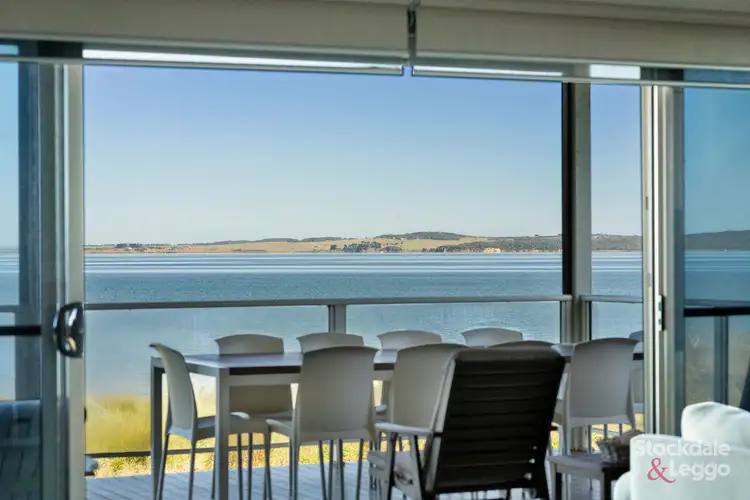 25 Kowloon Crescent, Coronet Bay VIC 3984