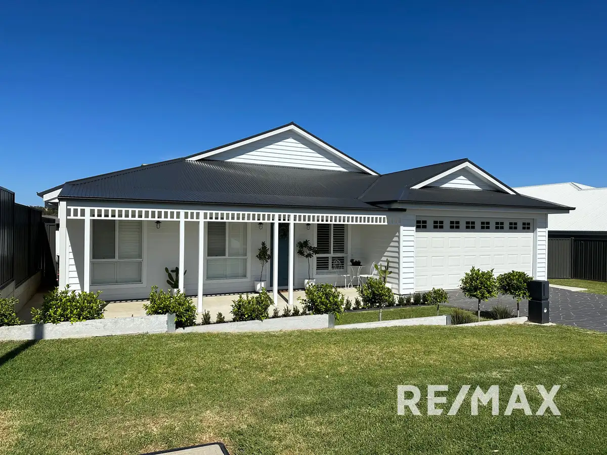 Main view of Homely house listing, 16 Hayes Crescent, Junee NSW 2663