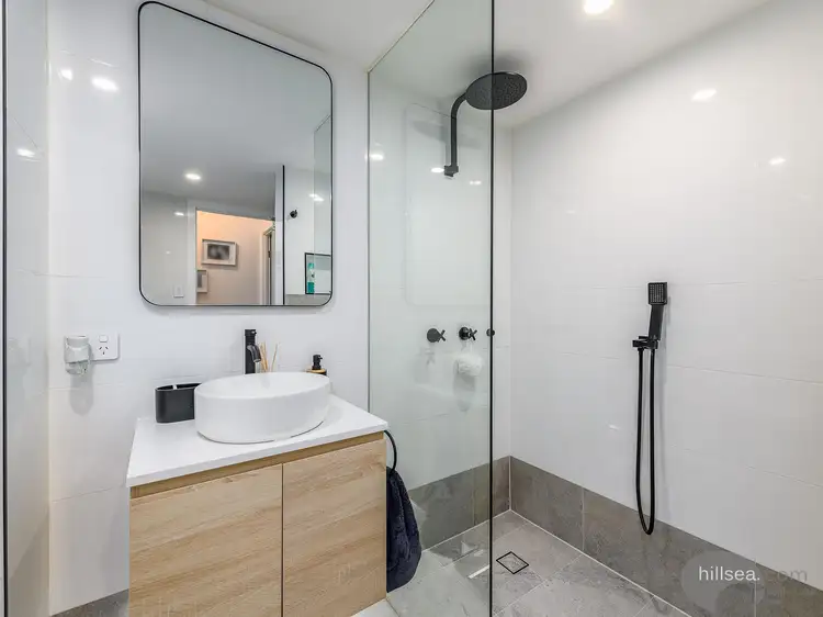 Sixth view of Homely unit listing, 75/88 Limetree Parade, Runaway Bay QLD 4216