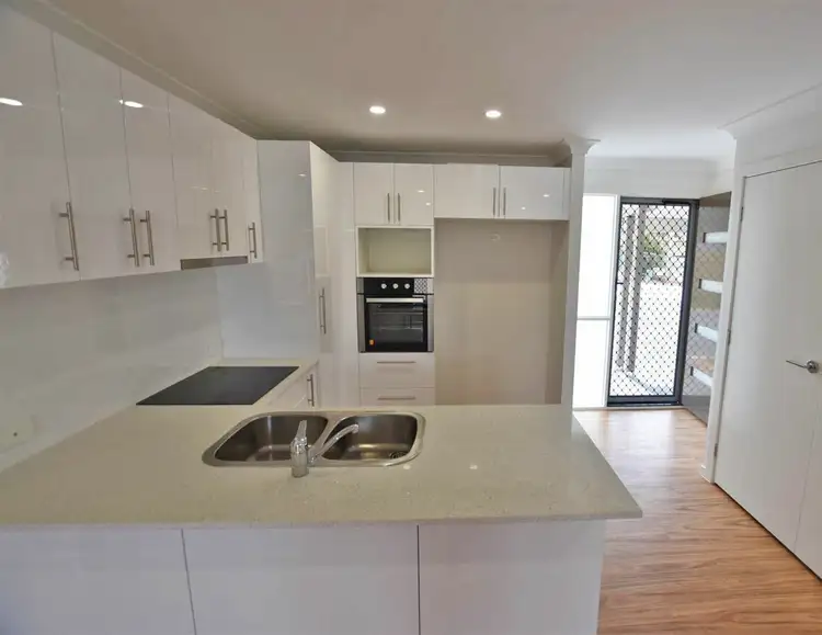 Fourth view of Homely semi-detached listing, 3/7 Paul Street, Kallangur QLD 4503