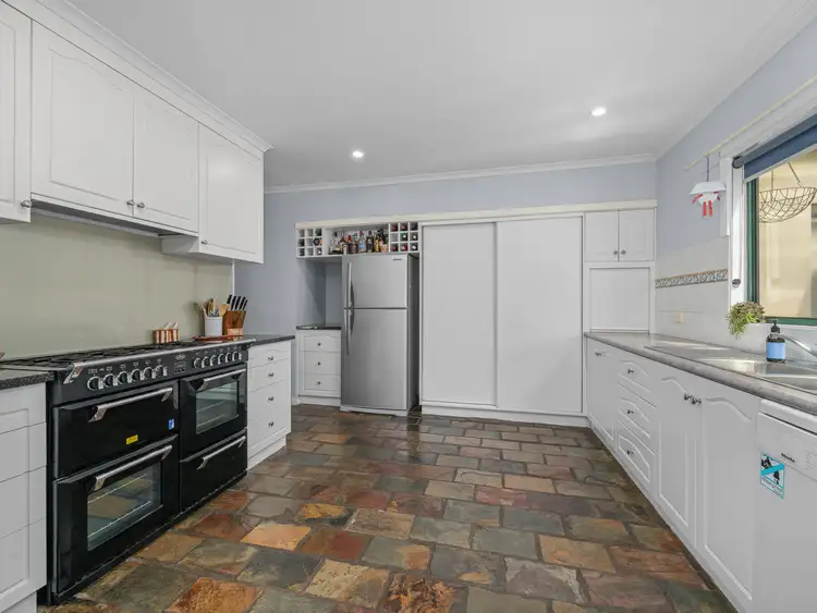 Sixth view of Homely house listing, 6 Moira Court, Wangaratta VIC 3677