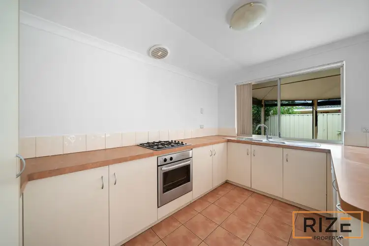 Sixth view of Homely house listing, 6/5 Yarra Court, Carramar WA 6031