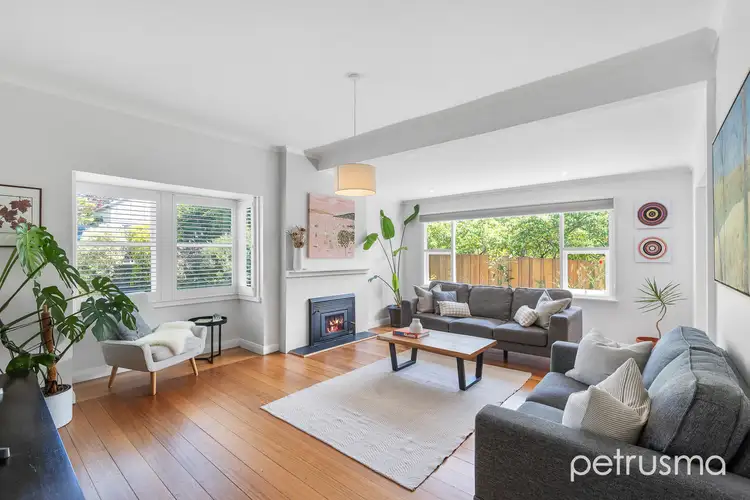Main view of Homely unit listing, 1/22 Queen Street, Bellerive TAS 7018