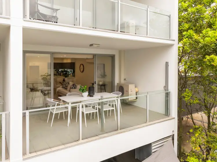 Second view of Homely unit listing, 102/61 Oxford Street, Bulimba QLD 4171