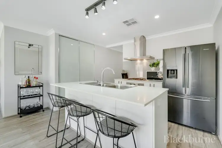 5 Urobilin Loop, Eglinton WA 6034