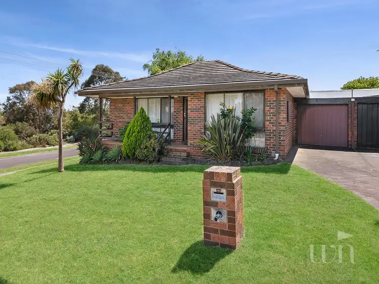 Main view of Homely unit listing, 1/40 Mitchell Street, Mornington VIC 3931