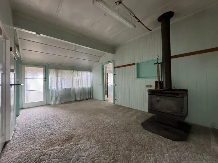 Sixth view of Homely house listing, 27 Flinders Street, Monto QLD 4630