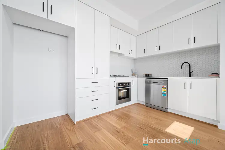 Fourth view of Homely townhouse listing, 5/30-32 Lyall Street, Cranbourne VIC 3977