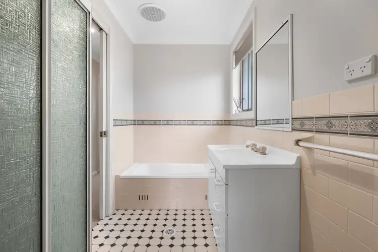 Sixth view of Homely villa listing, 5/97a Bells Line of Road, North Richmond NSW 2754