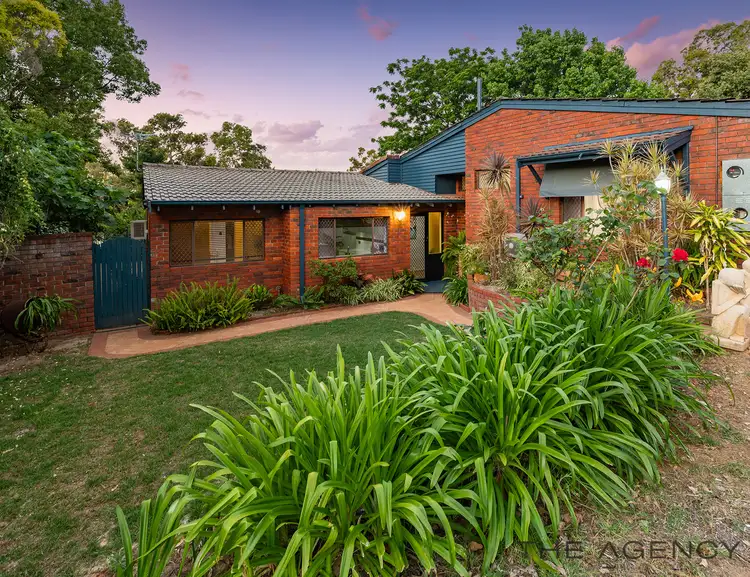 4 Snowball Road, Kalamunda WA 6076