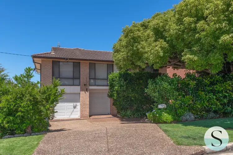 5 Barellan Street, Caves Beach NSW 2281