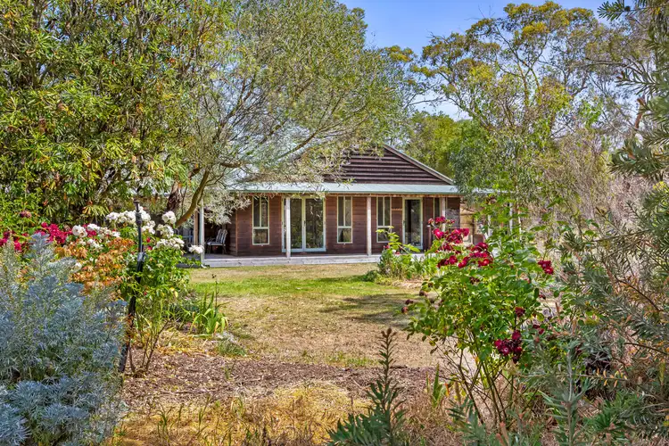 395 Brays Road, Ross Creek VIC 3351