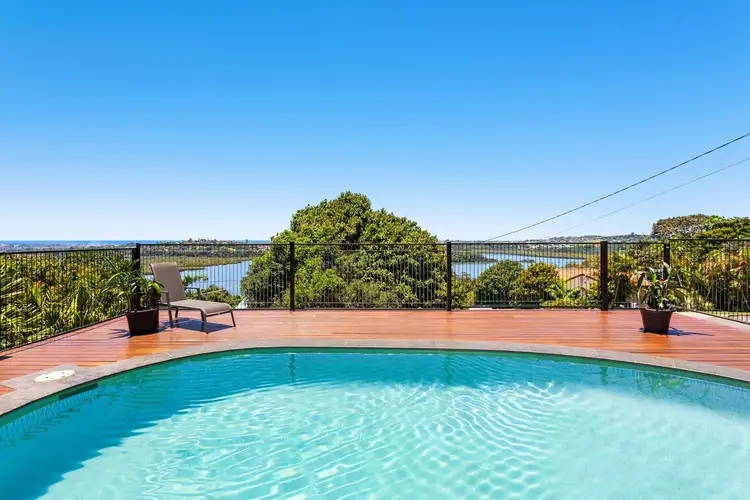 16 Yvonne Crescent, Bilambil Heights NSW 2486