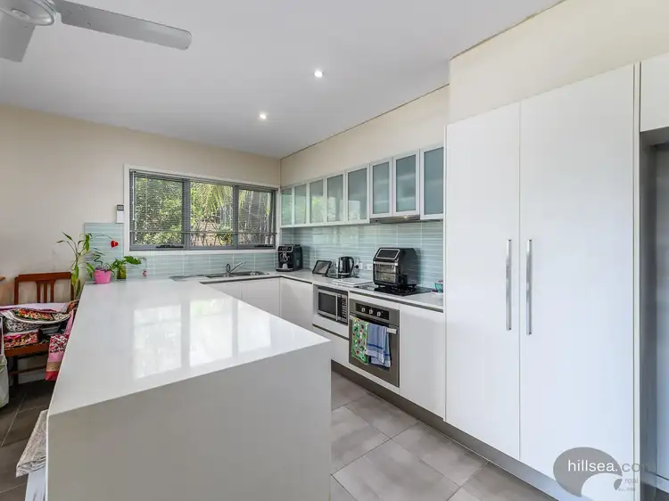 4/39 Gordon Street, Labrador QLD 4215