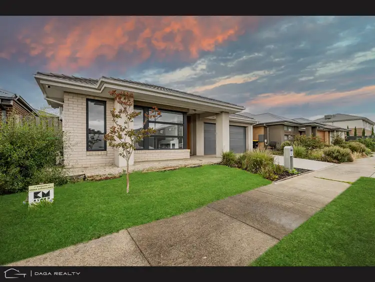 8 Journey Drive, Fraser Rise VIC 3336