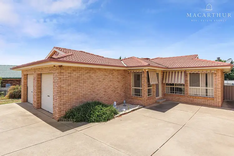 2/23 Kirrang Avenue, Glenfield Park NSW 2650