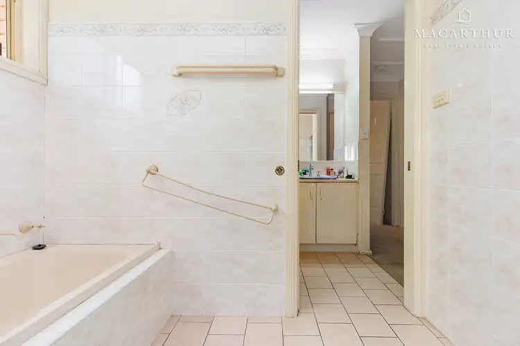 Sixth view of Homely unit listing, 2/23 Kirrang Avenue, Glenfield Park NSW 2650