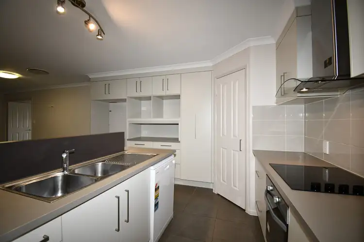Second view of Homely house listing, 5 Flyn Close, Gracemere QLD 4702