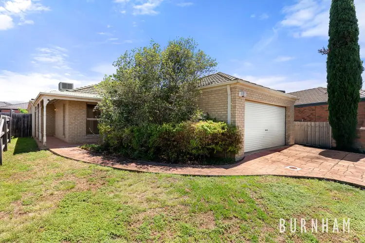 10 Joybells Crescent