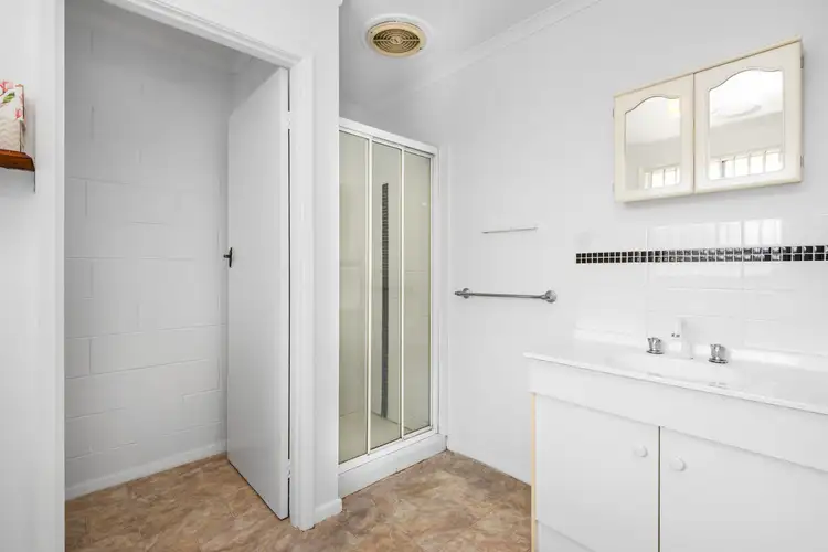 Fifth view of Homely unit listing, 1/2 Fassifern Court, Hamlyn Heights VIC 3215
