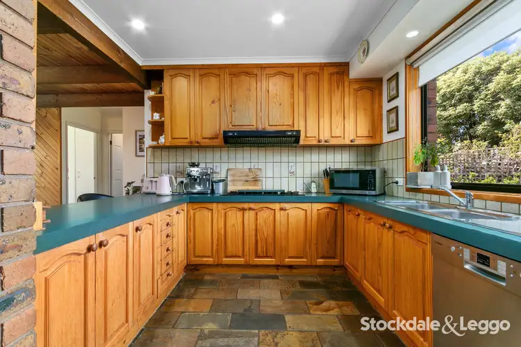 Sixth view of Homely house listing, 8 Yarak Court, Morwell VIC 3840